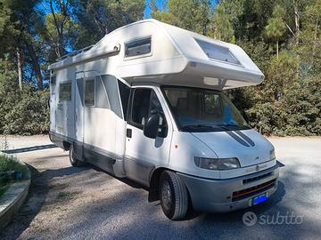 Camper mansardato Arca