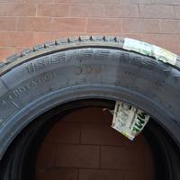 2 Pneunatici All seasons