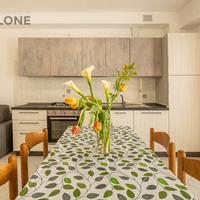 6 posti letto su Viale Dante con un posto auto