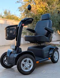 Scooter elettrico per disabili e anziani