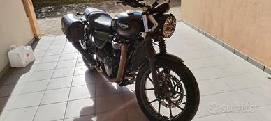 Triumph street twin 900