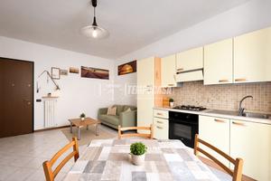 LUMINOSO BILOCALE AL PRIMO PIANO