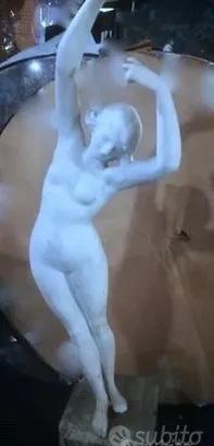 Statua danzatrice in marmo