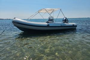 gommone motore carrello