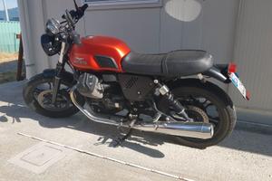 moto guzzi V7 ii stone 750cc 19.000km