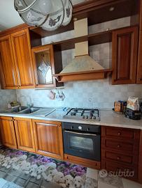 cucina ad angolo tinta noce medio 