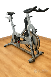 Bike da Indoor Cycling Professionali JAD e Schwinn