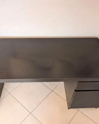 Scrivania MALM ikea marrone