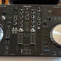 Pioneer XDJ r1 con Flyght Case
