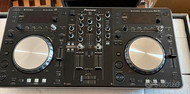 Pioneer XDJ r1 con Flyght Case