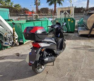 Kymco people 300