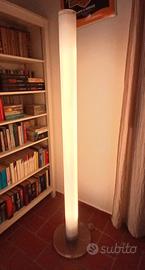 piantana led plexiglass