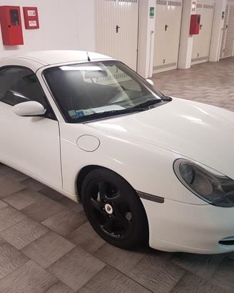 Porsche Carrera 4 Cabrio