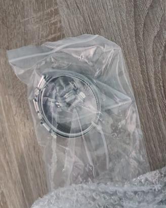 Supporto a palo per dome PTZ motorizzate