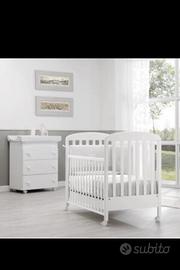 Lettino completo di materasso