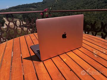MacBook Air 13”