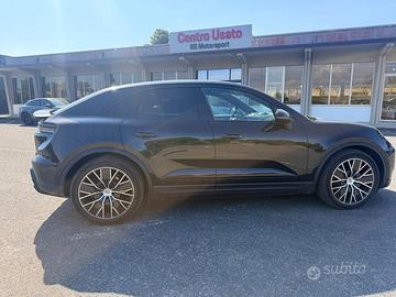 Porsche Macan 4