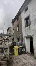Immobile in asta di 104 m² con 3 locali a Vittorio