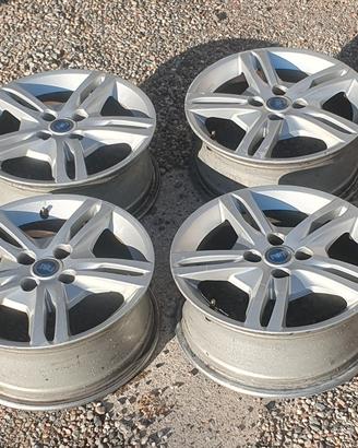cerchi in lega fiat punto 188 hgt  1.9  101 cv 