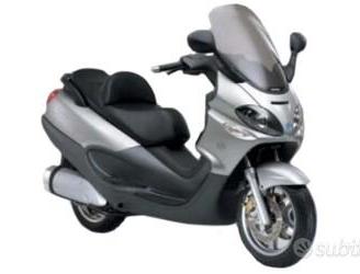 Ricambi usati piaggio x9 250 - 2000 (motore honda)