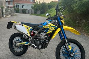 Moto valenti 125 4t (suzuki)