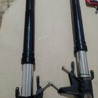 MV Agusta Forcelle ad attacco Radiale Originali.