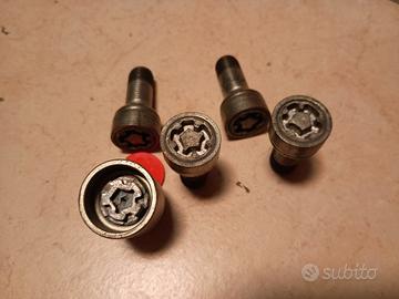 Bullone antifurto ruote per VW
Passat