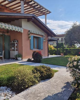 Porcia - Appartamento con giardino e doppio garage