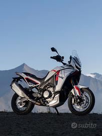 Moto Morini xcape 1200 tris valigie omaggio