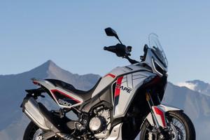 Moto Morini xcape 1200 tris valigie omaggio