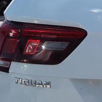 STOP POSTERIORE SINISTRO INTEGRATO NEL PORTELLO VO