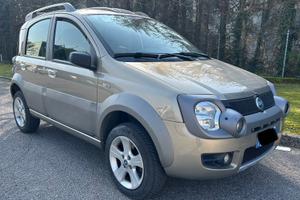 Panda Cross 4x4 Mjet turbina bassa 147.000 km