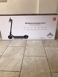 Monopattino Mi Electric Scooter Pro 2