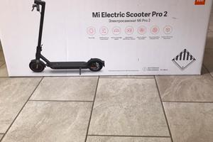 Monopattino Mi Electric Scooter Pro 2