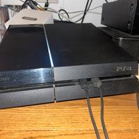 Playstation 4 con.  3 joystick  e  GTA5