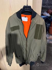 Abbigliamento militare NUOVO 