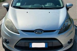 Ford fiste 1.4 tdci neopatentati titanium