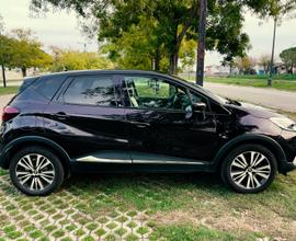 Renault Captur TCe 120 CV Initiale Paris