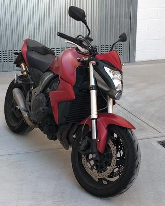 Honda cb1000r