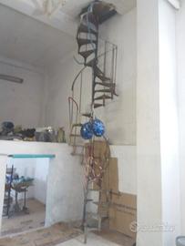 Scala chiocciola in ferro