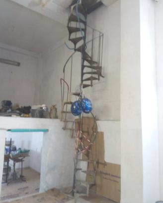 Scala chiocciola in ferro