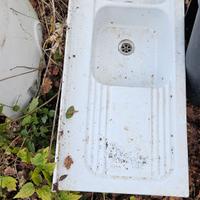 lavabo smaltato per cucina