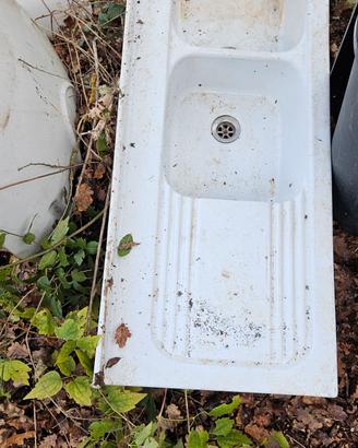 lavabo smaltato per cucina