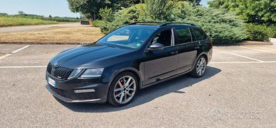 Skoda Octavia 2.0 TDI Wagon RS per commercianti - 