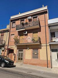 CASA SEMINDIPENDENTE A TORREMAGGIORE