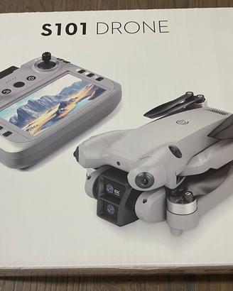 Drone giocattolo con telecamera