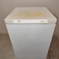 Congelatore a pozzetto 