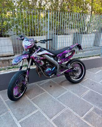 HM 50
