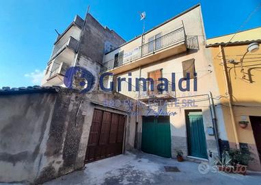 Casa indipendente con box Polizzi [PM/1]