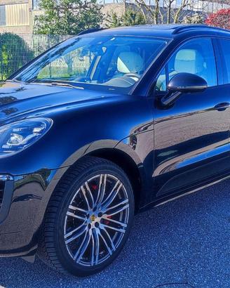 Porsche Macan ll GTS del 2017